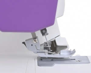 Hướng Dẫn Xỏ Chỉ Máy Vắt Sổ 3 Chỉ Chuẩn Xác Cho Đường May Đẹp