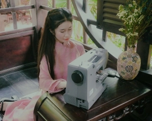 Tự Tay May Áo Dài Tết Đơn Giản Tại Nhà Với Máy May Gia Đình Riccar