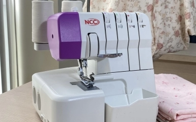 Nên Sử Dụng Máy Vắt Sổ Gia Đình Hay Máy Vắt Sổ Công Nghiệp Để May Vá Trong Gia Đình?