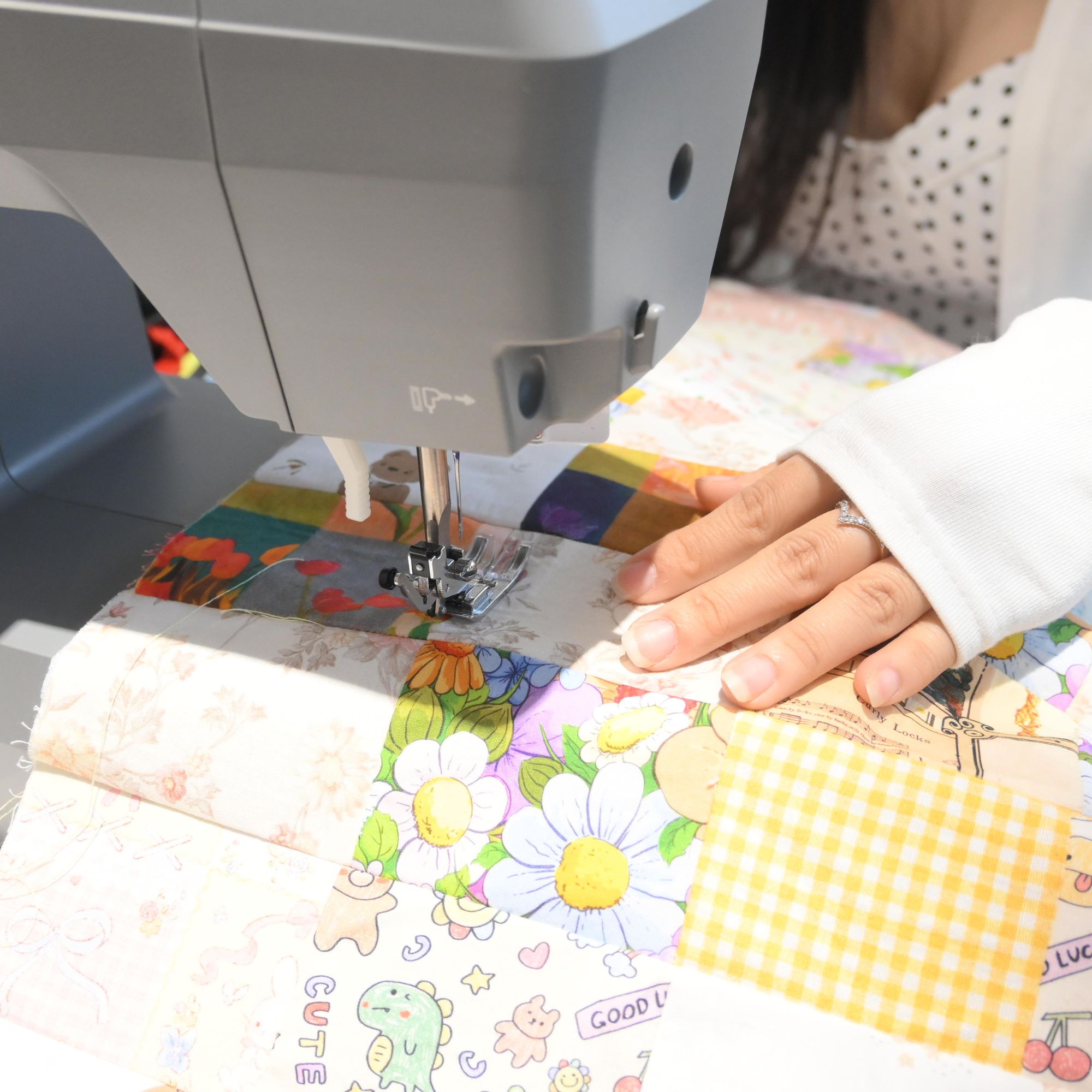 Hướng Dẫn Vệ Sinh Máy May Gia Đình Đúng Cách