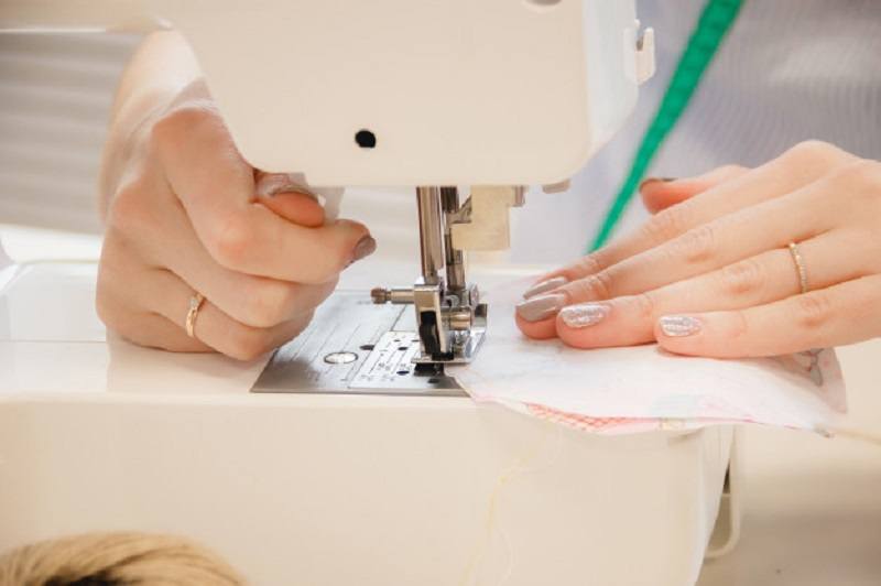 máy may bị bỏ mũi
