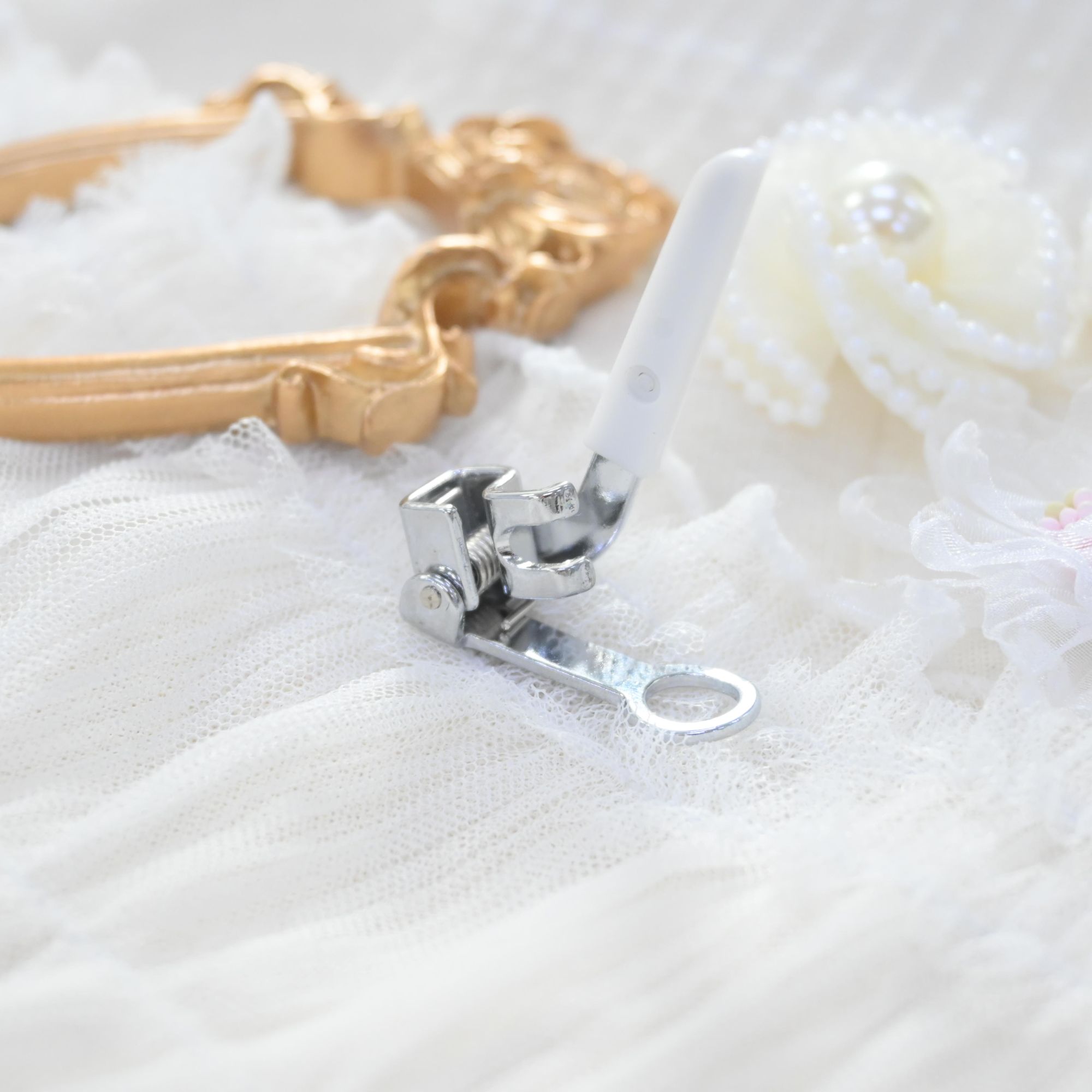 Chân Vịt Thêu Tự Do